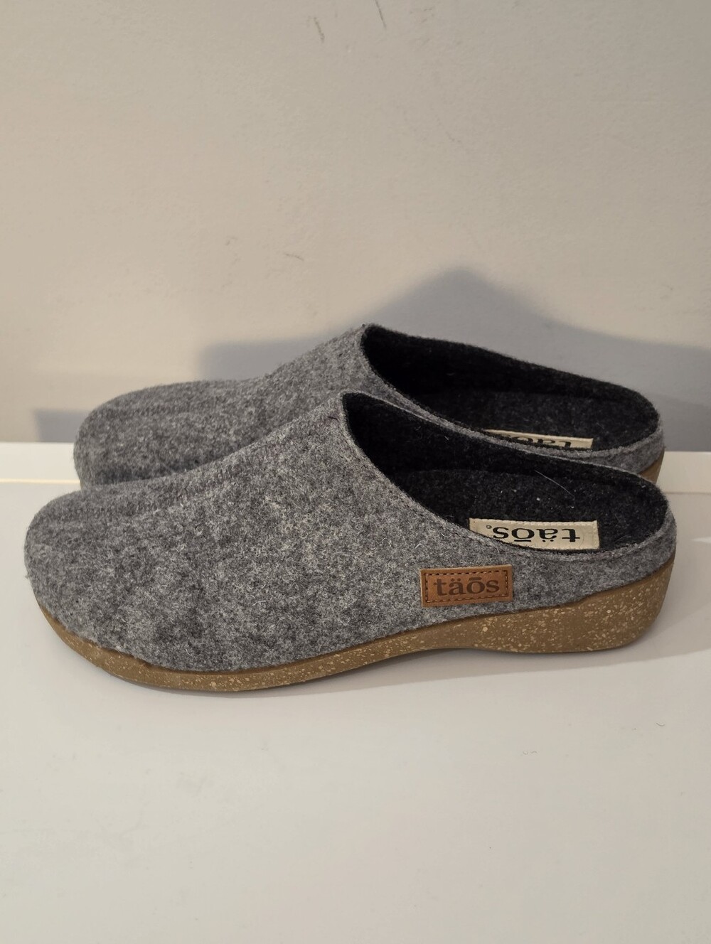 Taos Footwear Gray Wool Slip-On Clogs Mules Size EU 40 / US Women's 9-9.5